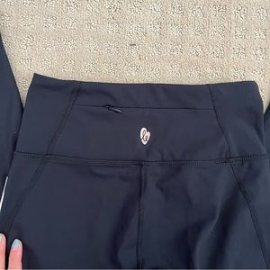 Ellie Activewear black leggings